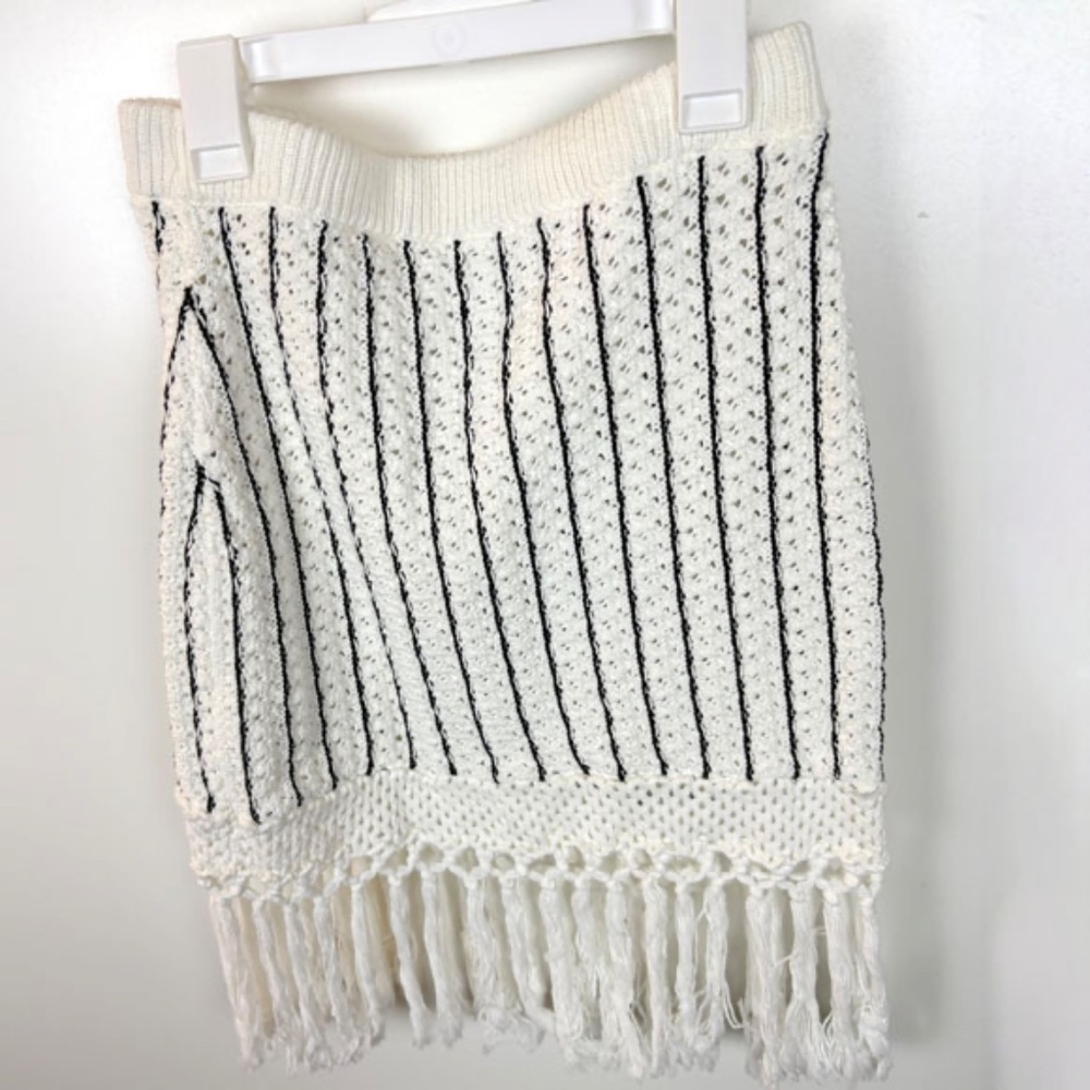 Coachella Vibe Fringe Detail Cotton Crochet Mini Skirt & Top size S - Picture 6 of 8